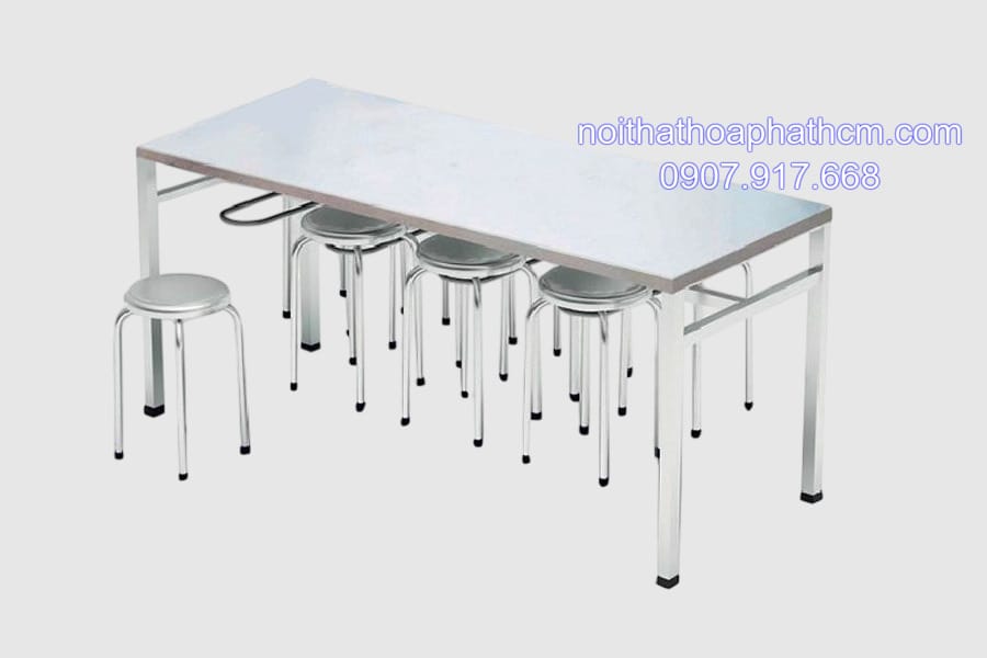 bo-ban-inox-cong-nghiep-co-moc-treo-ghe