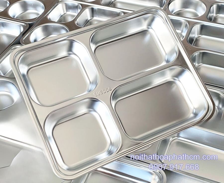 khay-inox-4-ngan-sau