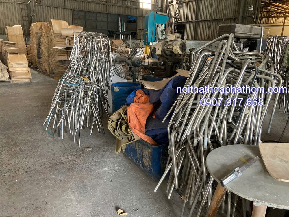 san-xuat-ghe-inox-mat-go-lyly-tai-hoa-phat-ho-chi-minh-4
