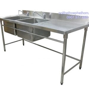 ban-inox-cong-nghiep-co-chau-rua-2-ho