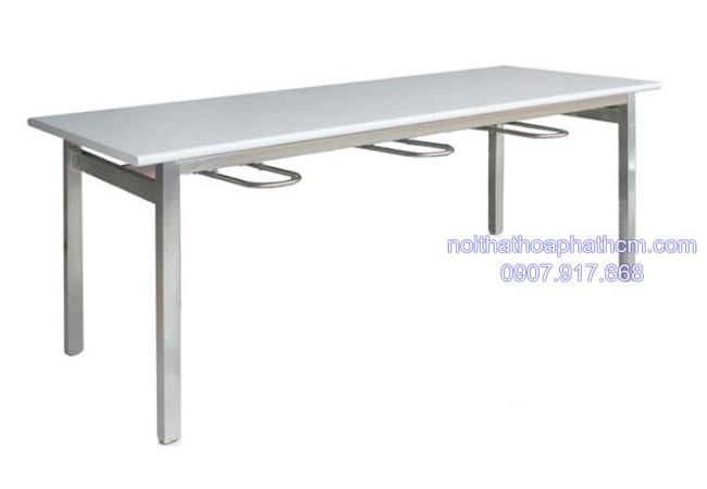 ban-inox-cong-nghiep-co-moc-treo-ghe-hp-1